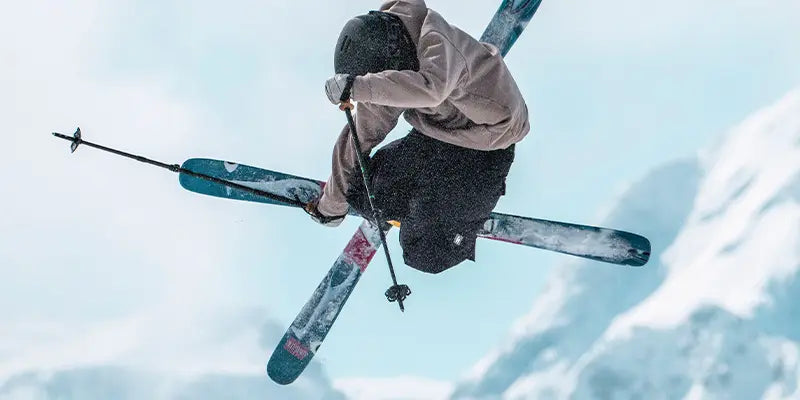 Junior skis