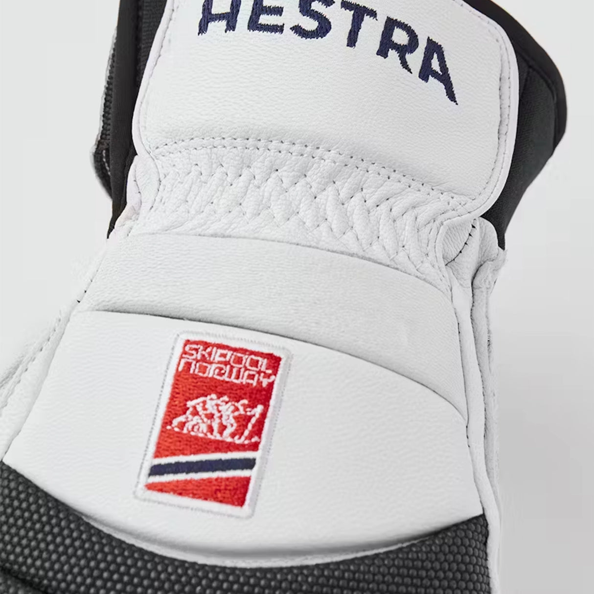 Hestra Gripen GS - mitten